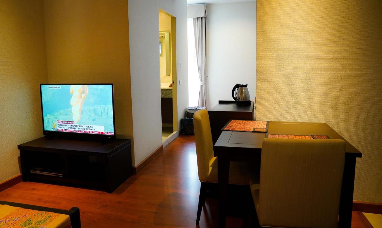 Siam Bright Suite Banguecoque Exterior foto