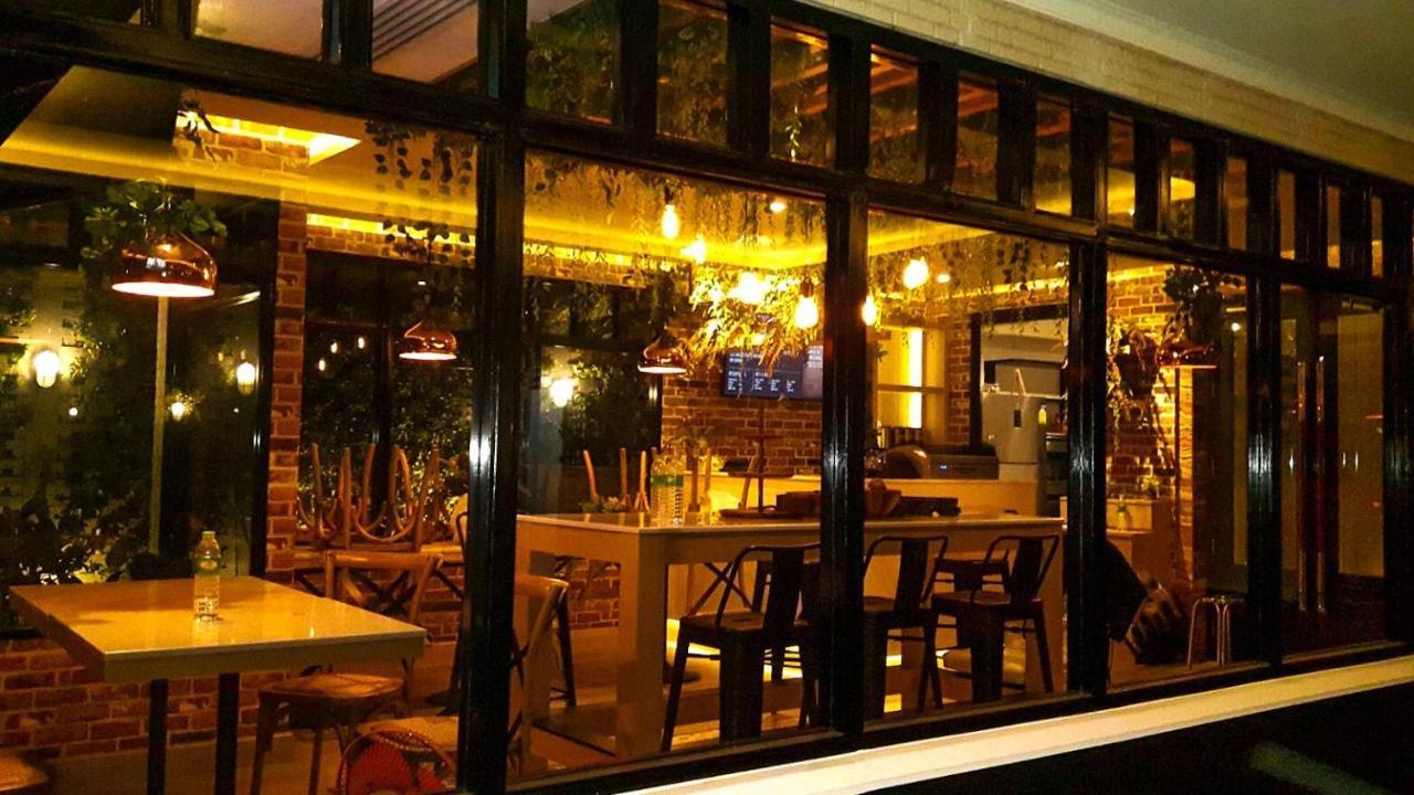 Siam Bright Suite Banguecoque Exterior foto
